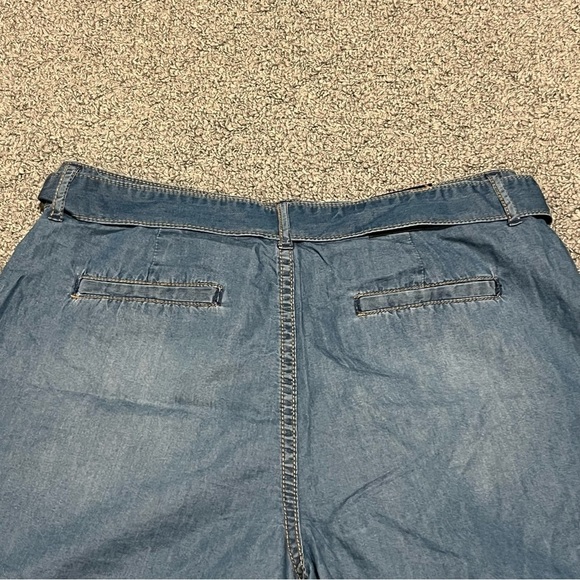 Kensie Shorts Womens 6/28 Blue Belted Soft Lightweight Jean Cuffed NWT - Picture 9 of 10